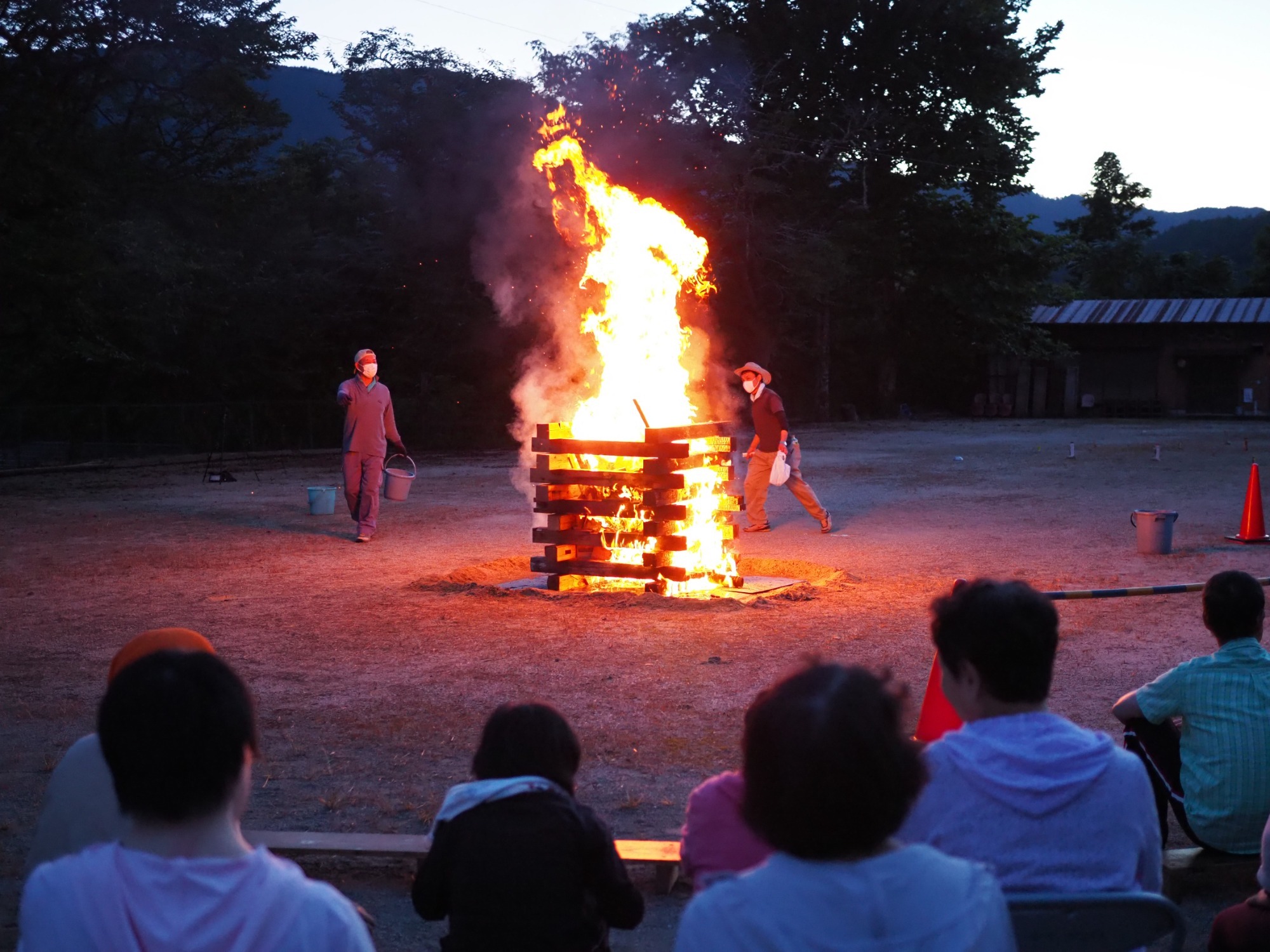 写真：ファイヤーイベント